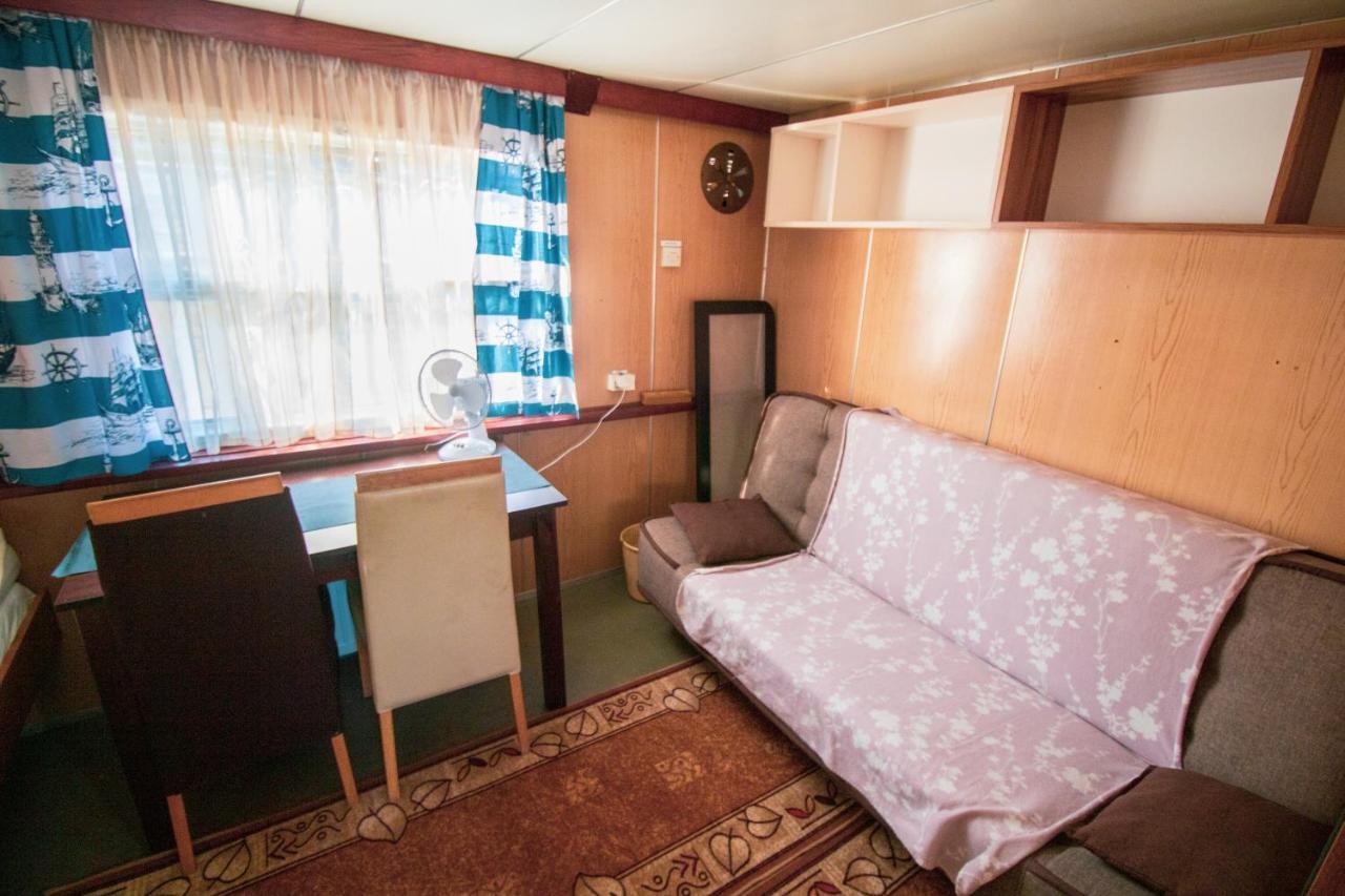 Barka Atena Торунь Экстерьер фото
